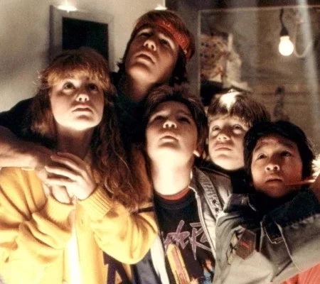 35 anos depois, confira como estão os atores de “Os Goonies”