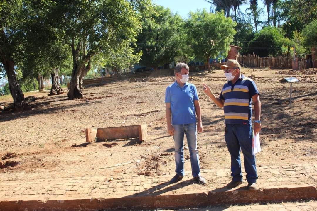 Prefeitura de Monsenhor Gil levando obras para comunidade Canafístula - Imagem 8