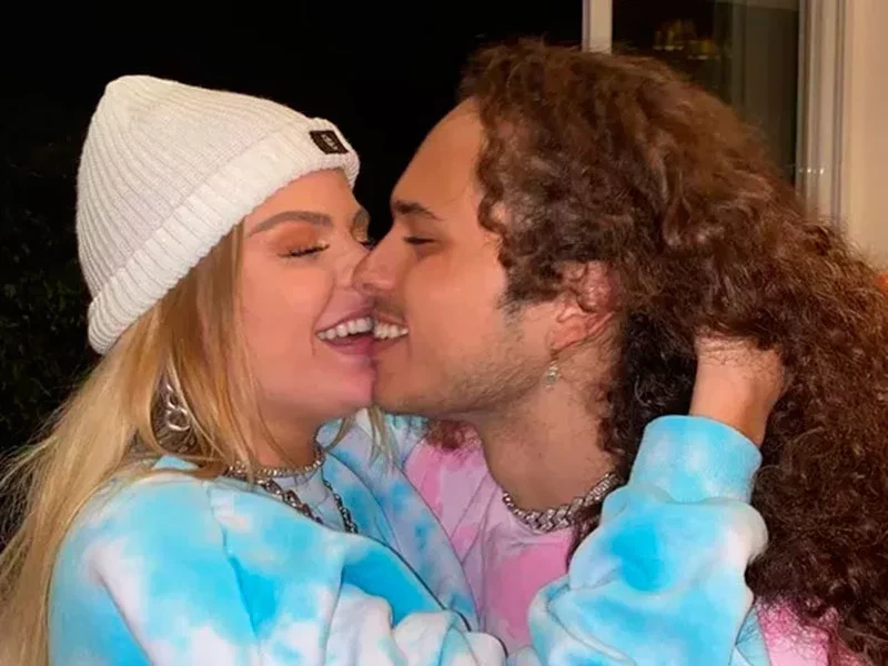 Casal do momento! confira registros apaixonados de Luisa Sonza e Vitão - imagem 26634