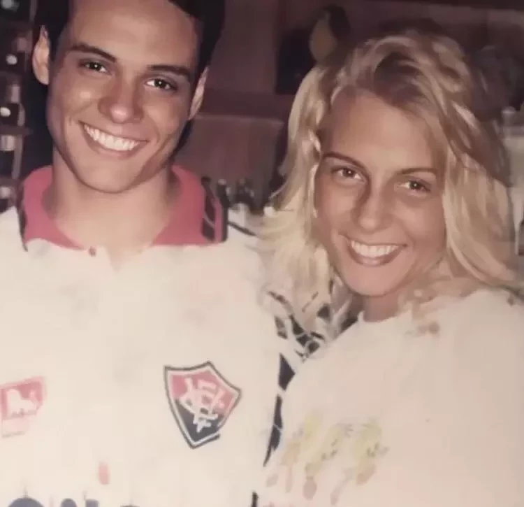 Fotos de Carla Perez no início da carreira vão te deixar chocados - imagem 27281