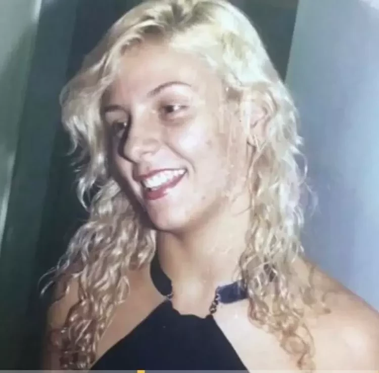 Fotos de Carla Perez no início da carreira vão te deixar chocados - imagem 27283