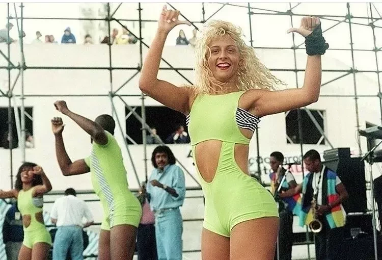 Fotos de Carla Perez no início da carreira vão te deixar chocados - imagem 27287