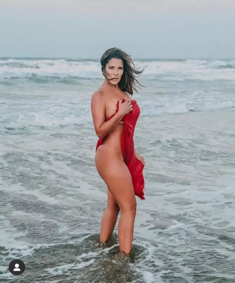 Gyselle Soares faz ensaio provocante em Barra Grande: "Uma delícia"  - imagem 27393