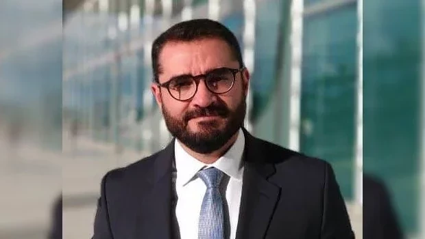 Veja os astros da televisão que são gays assumidos e pouca gente sabe  - imagem 26346