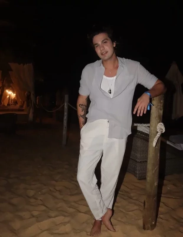 Réveillon: confira os looks dos famosos para a chegada de 2021 - imagem 31087