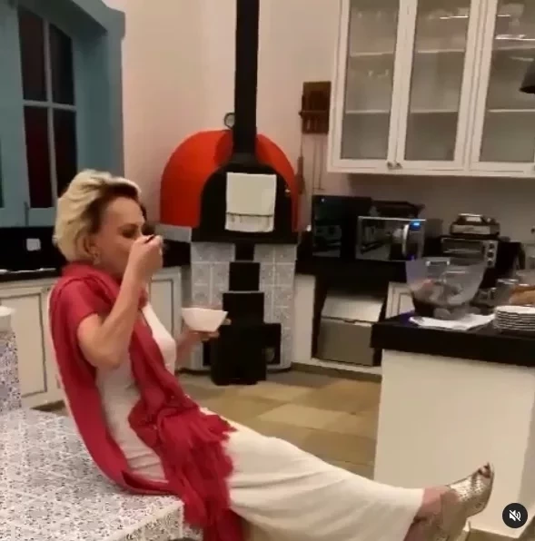 Réveillon dos famosos: Novos casais, muito rosa e torcida pela vacina - imagem 31128