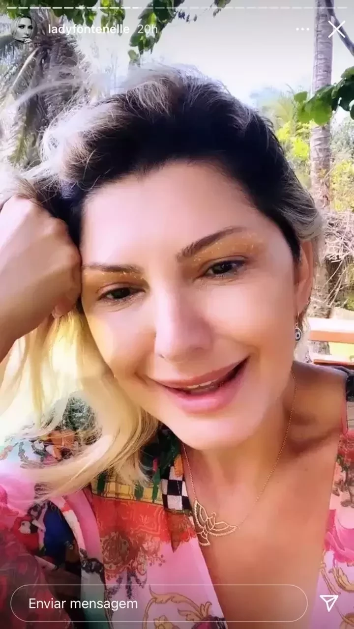 Com seios à mostra, Antônia Fontenelle posa sexy na Lagoa do Portinho - imagem 31815