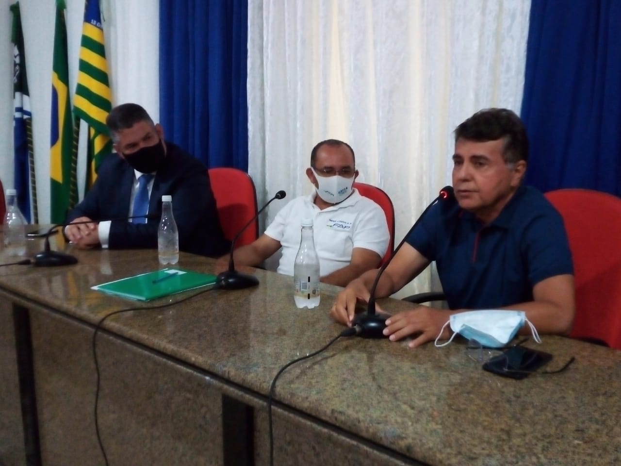 Prefeito João Luiz se reúne com atleta olímpico Cláudio Roberto e outras personalidades do Atletismo - Imagem 8