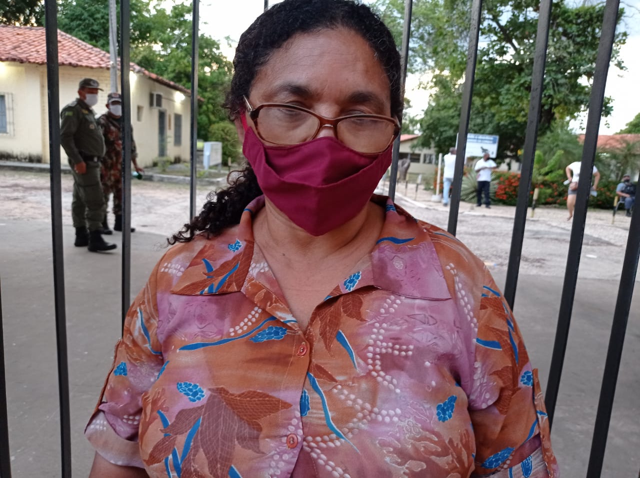 Professora sai da prova do Enem confiante de que vai cursar Pedagogia - Imagem 1