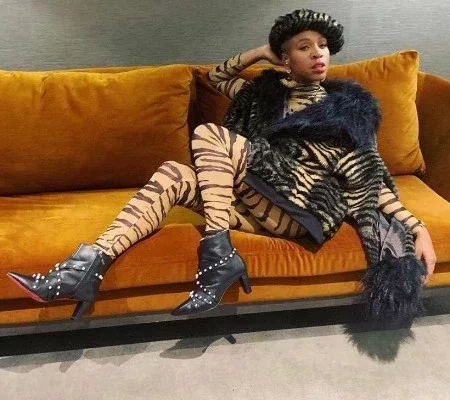 Já que é pra tombar, confira 10 fotos da sister Karol Conka 