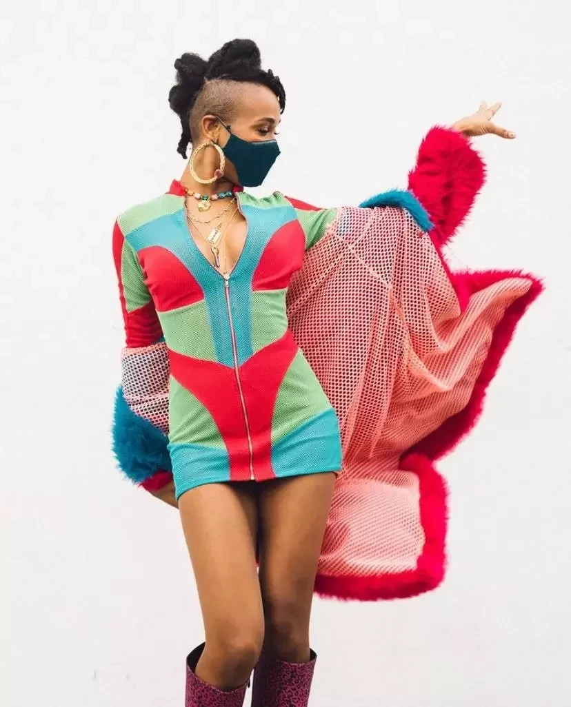 Já que é pra tombar, confira 10 fotos da sister Karol Conka  - imagem 32236