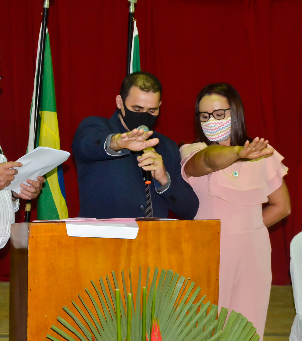 Vereadores, Prefeito e Vice Prefeito são empossados em Joaquim Pires - Pi - Imagem 11