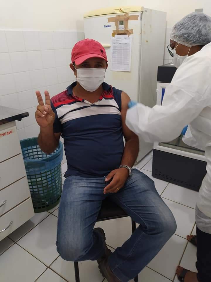 Chegou o grande dia. Vitória da ciência, de quem acreditou na vida. Iniciada Vacinação em Monsenhor Gil - Imagem 15