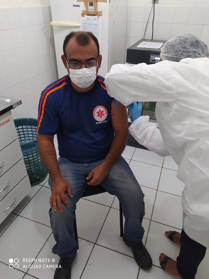 Chegou o grande dia. Vitória da ciência, de quem acreditou na vida. Iniciada Vacinação em Monsenhor Gil - Imagem 18