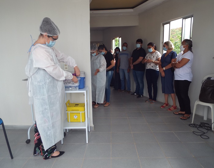Milton Brandão: Inaugura Centro de Atendimento a Covid-19 com vacinação para 29 funcionários da saúde - Imagem 9