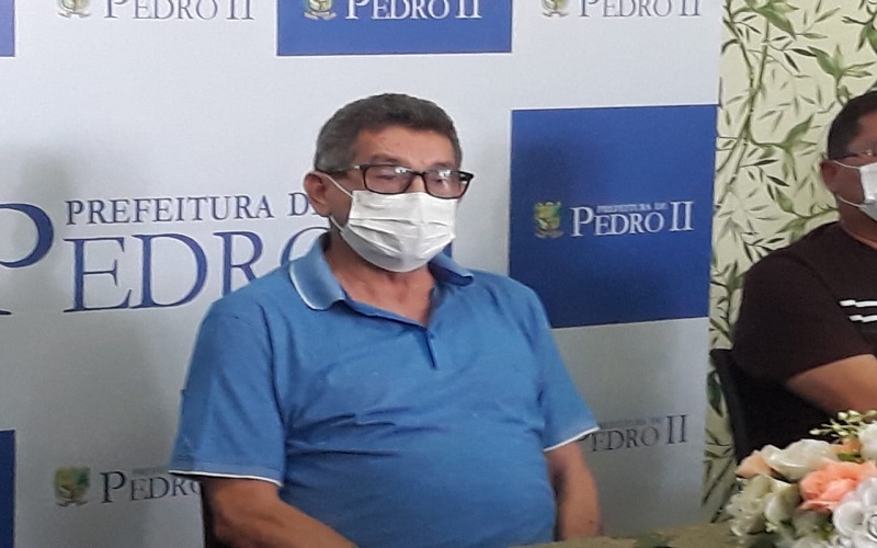 Município vacina os 05 primeiros profissionais da saúde contra a Covid-19 - Imagem 20