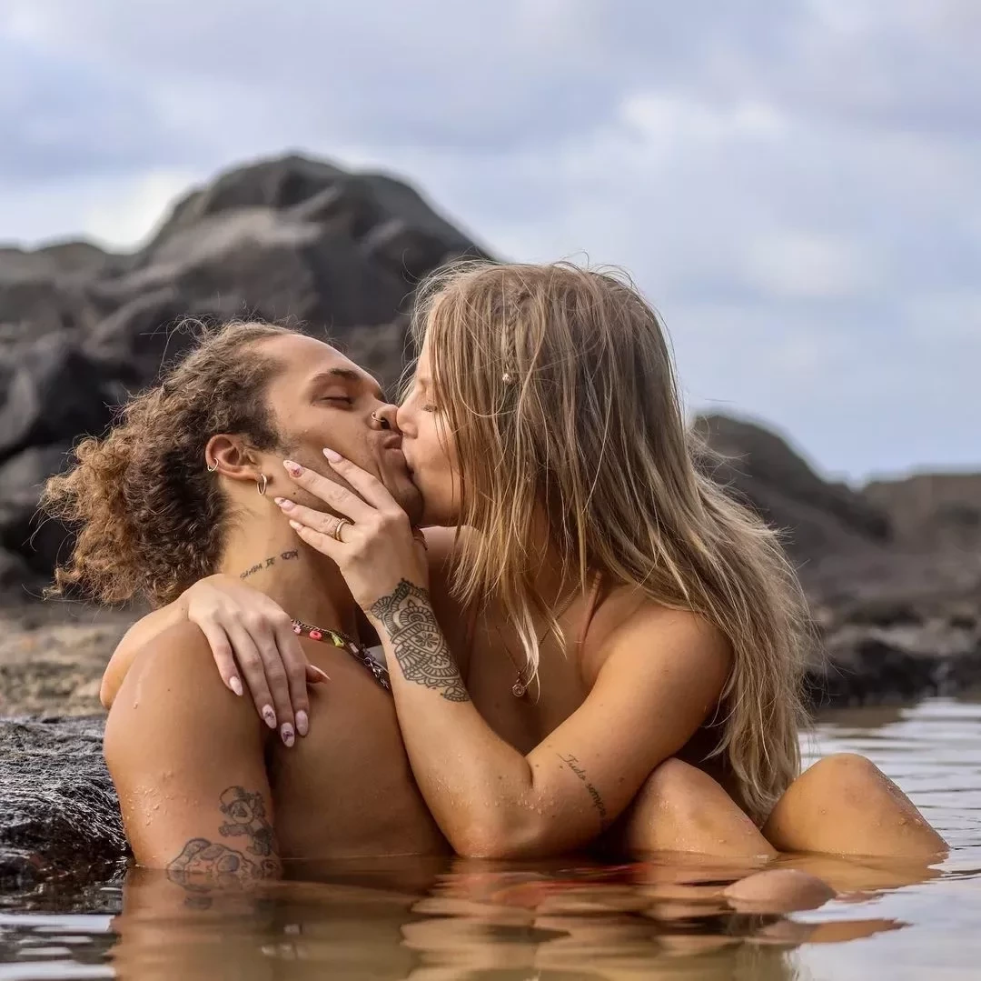 Vitão abre álbum de fotos românticas com Luísa Sonza em Noronha - imagem 32438