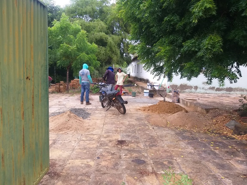 Milton Brandão: Município realiza limpeza nos colégios - Imagem 2