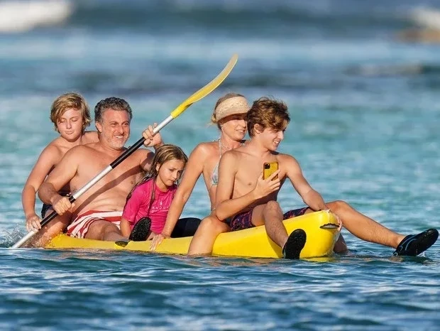 Angélica e Luciano Huck curtem férias em família no Caribe; fotos - imagem 32631