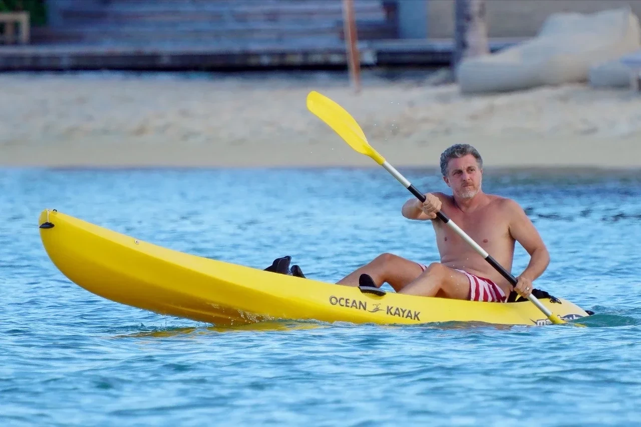 Angélica e Luciano Huck curtem férias em família no Caribe; fotos - imagem 32634