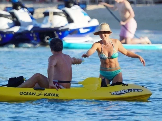 Angélica e Luciano Huck curtem férias em família no Caribe; fotos - imagem 32635