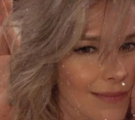 Samara Felippo posa nua e fala sobre nova fase: 'Maravilhosa'; fotos