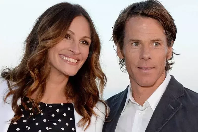 Daniel Moder (Julia Roberts) 