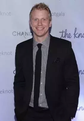 Veja famosos que perderam a virgindade depois dos 20 anos - imagem 55373