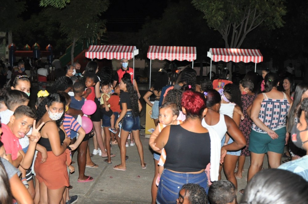 Prefeitura de Hugo Napoleão realiza festa em homenagem às crianças - Imagem 19