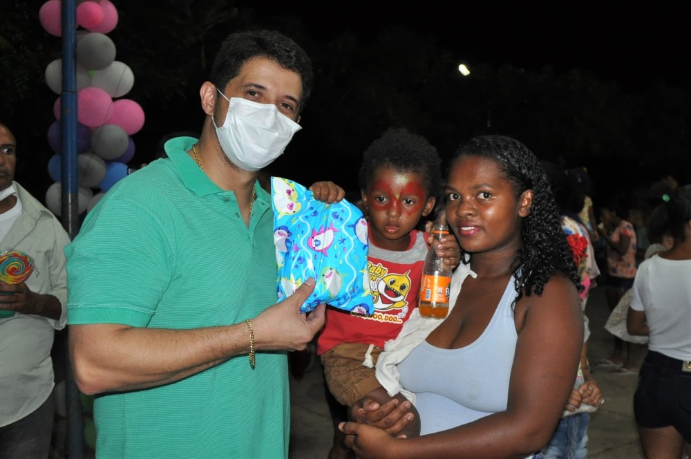 Prefeitura de Hugo Napoleão realiza festa em homenagem às crianças - Imagem 34