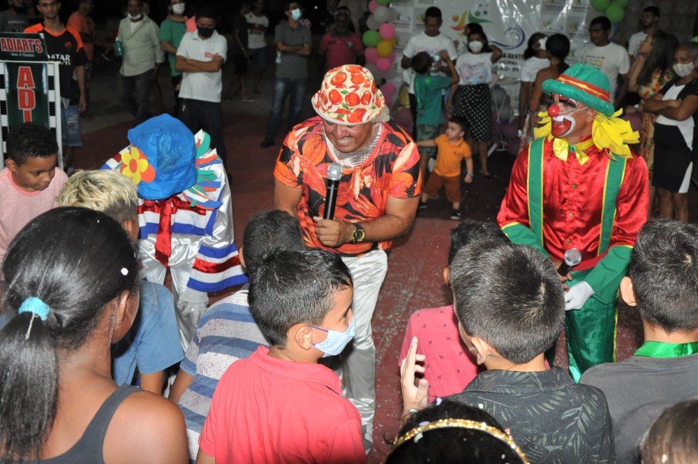 Prefeitura de Hugo Napoleão realiza festa em homenagem às crianças - Imagem 40