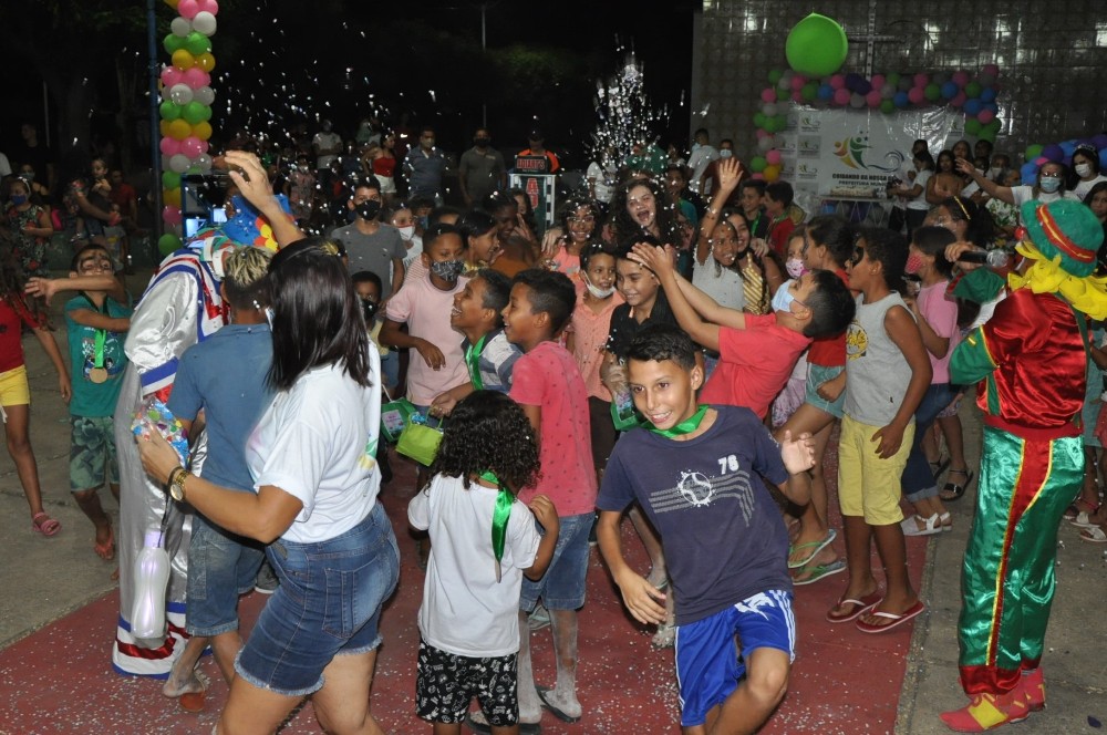 Prefeitura de Hugo Napoleão realiza festa em homenagem às crianças - Imagem 43