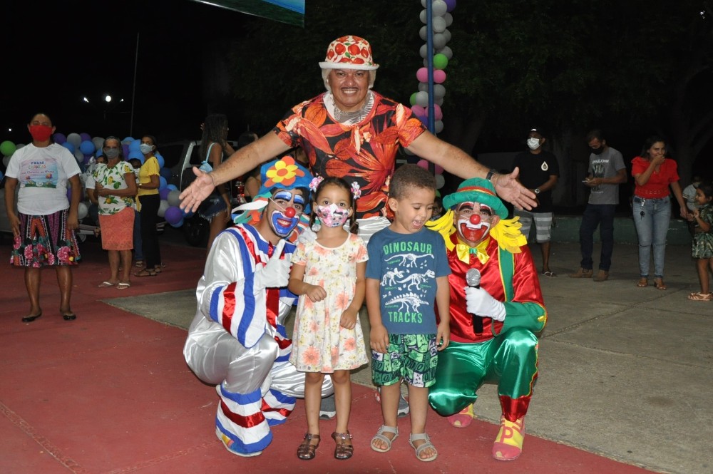 Prefeitura de Hugo Napoleão realiza festa em homenagem às crianças - Imagem 16