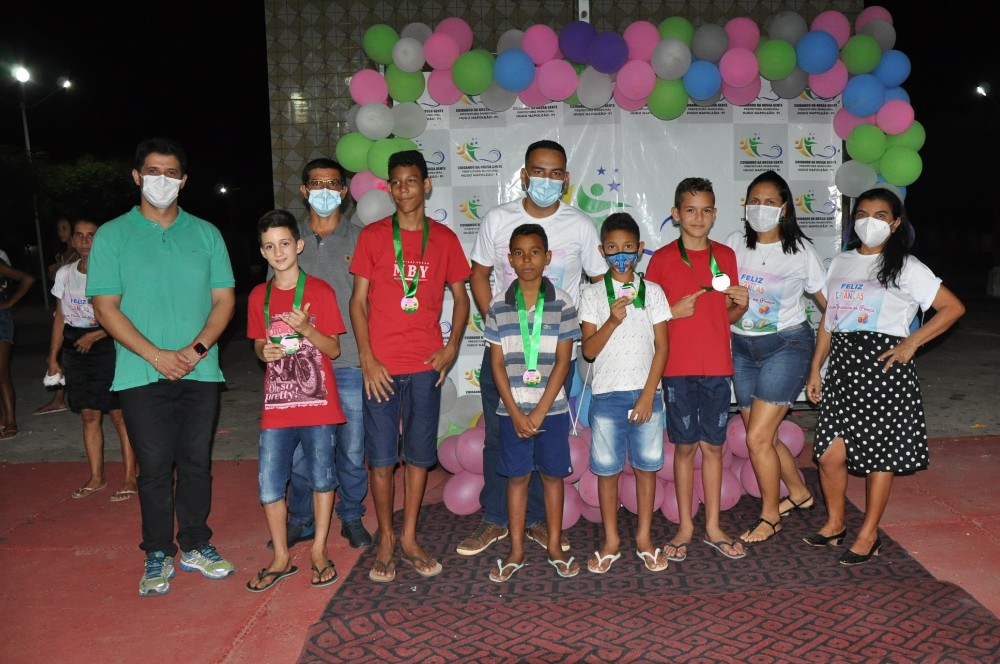 Prefeitura de Hugo Napoleão realiza festa em homenagem às crianças - Imagem 7
