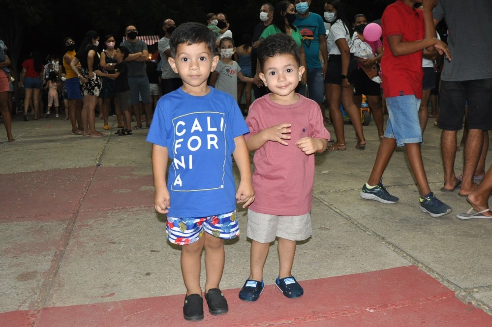 Prefeitura de Hugo Napoleão realiza festa em homenagem às crianças - Imagem 15