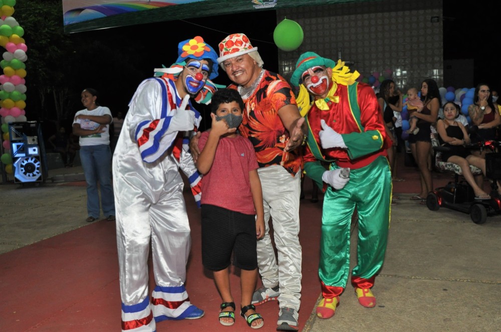 Prefeitura de Hugo Napoleão realiza festa em homenagem às crianças - Imagem 10