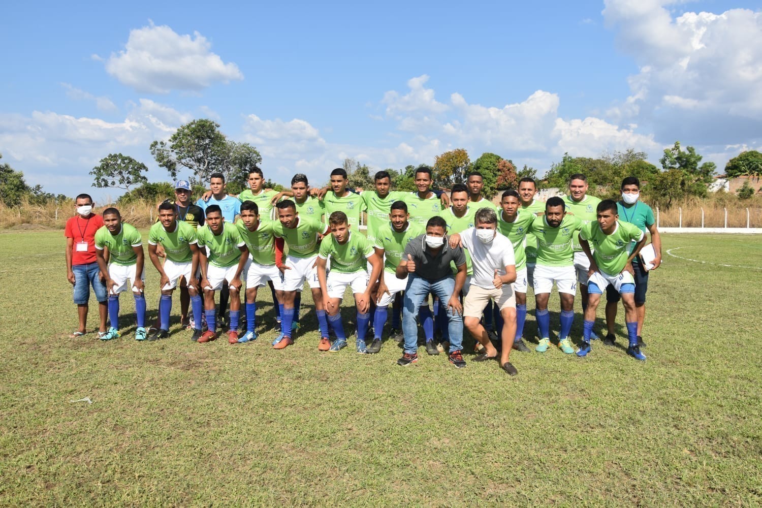 Prefeito João Luiz e vice Evandro Abreu abrem jogos em Monsenhor Gil
