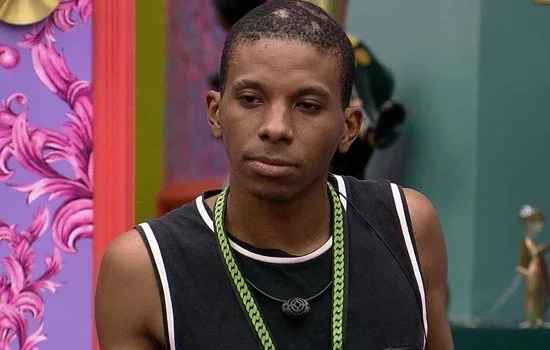 Famosos que “tomaram chifre” e assumiram o b.o. na mídia 