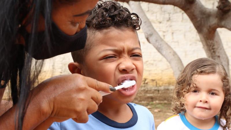 Equipe da Saúde Bucal de Valença realiza atividade na Creche Mãe Maria - Imagem 6