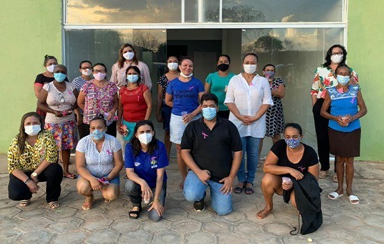 Secretaria de Saúde realiza palestra do Outubro Rosa na Localidade Mosquito