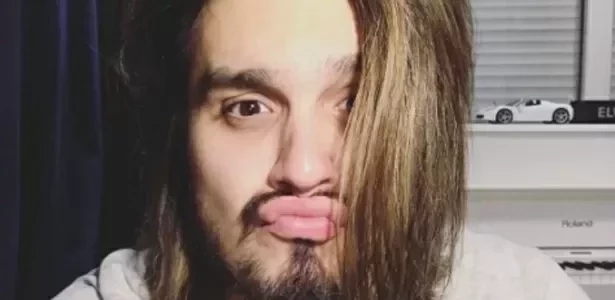 Primeira vez: veja como e com quantos anos 7 famosos perderam a virgindade - imagem 56565