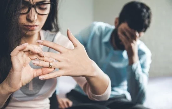 Cuidado! Você sabe quais são os três signos mais infiéis do zodíaco?