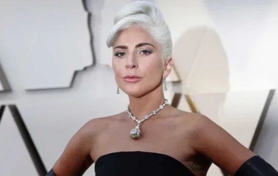 Veja famosos que sofrem de doenças incuráveis