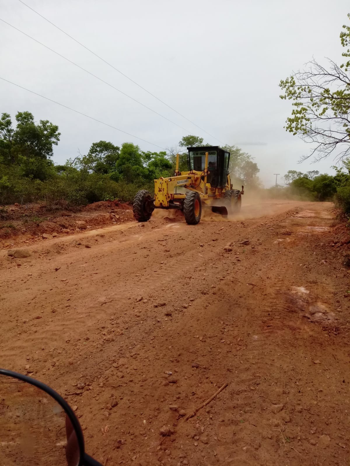Mais estradas vicinais recuperadas em Monsenhor Gil