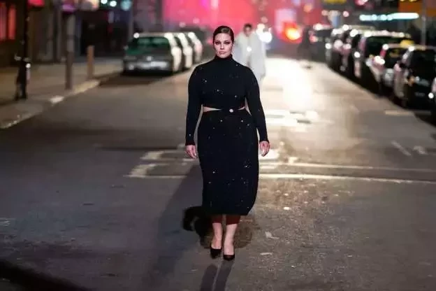 Conheça 10 modelos que fazem sucesso e desafiam o estereótipo da beleza - imagem 60190