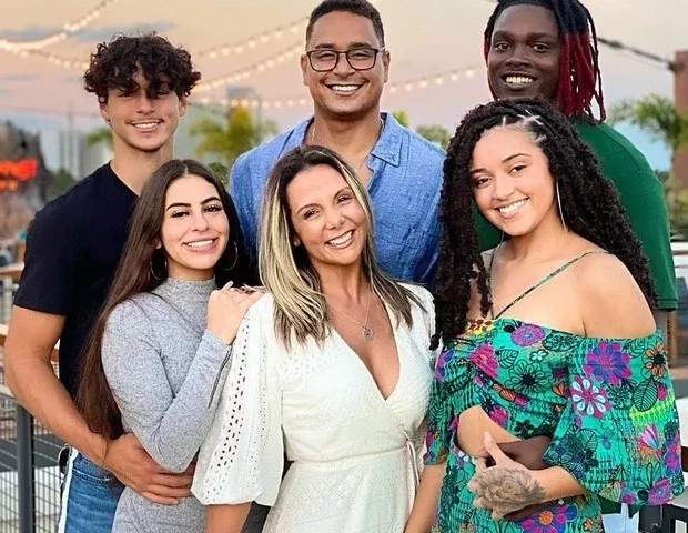 Saiba por onde andam as ex-dançarinas do É o Tchan! - imagem 60181