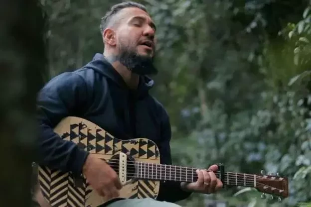 Veja esses 7 famosos que são bastante religiosos e você nem imaginava - imagem 60574