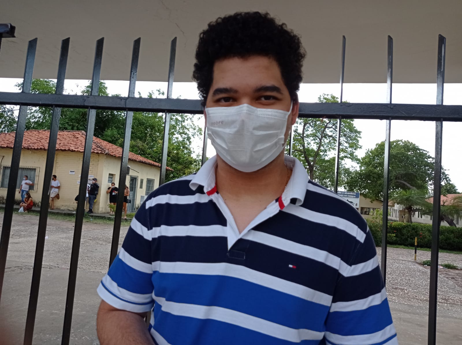 Francisco Alberto, de 17 anos, afirmou que gostou das questões de cálculo - Foto: Efrém Ribeiro