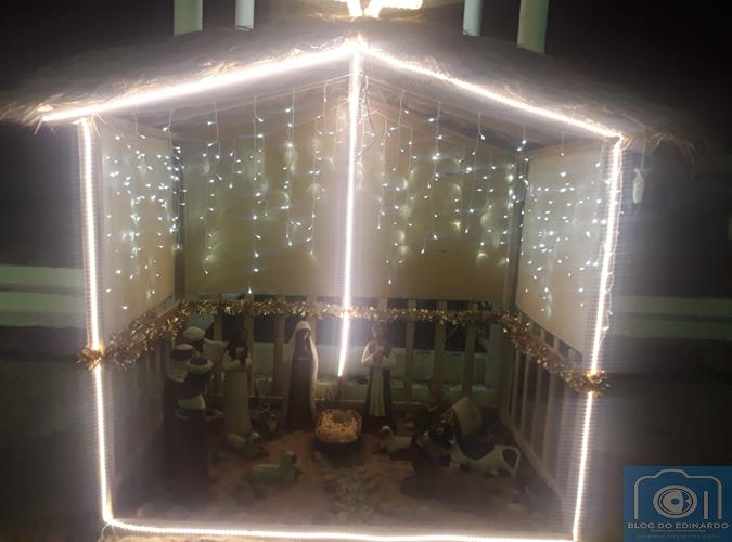 Milton Brandão: Cidade decorada em clima natalino  - Imagem 8