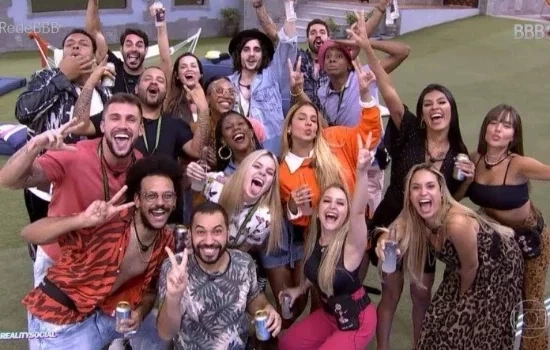 Nove meses após o fim do BBB, quais brothers e sisters continuam amigos?